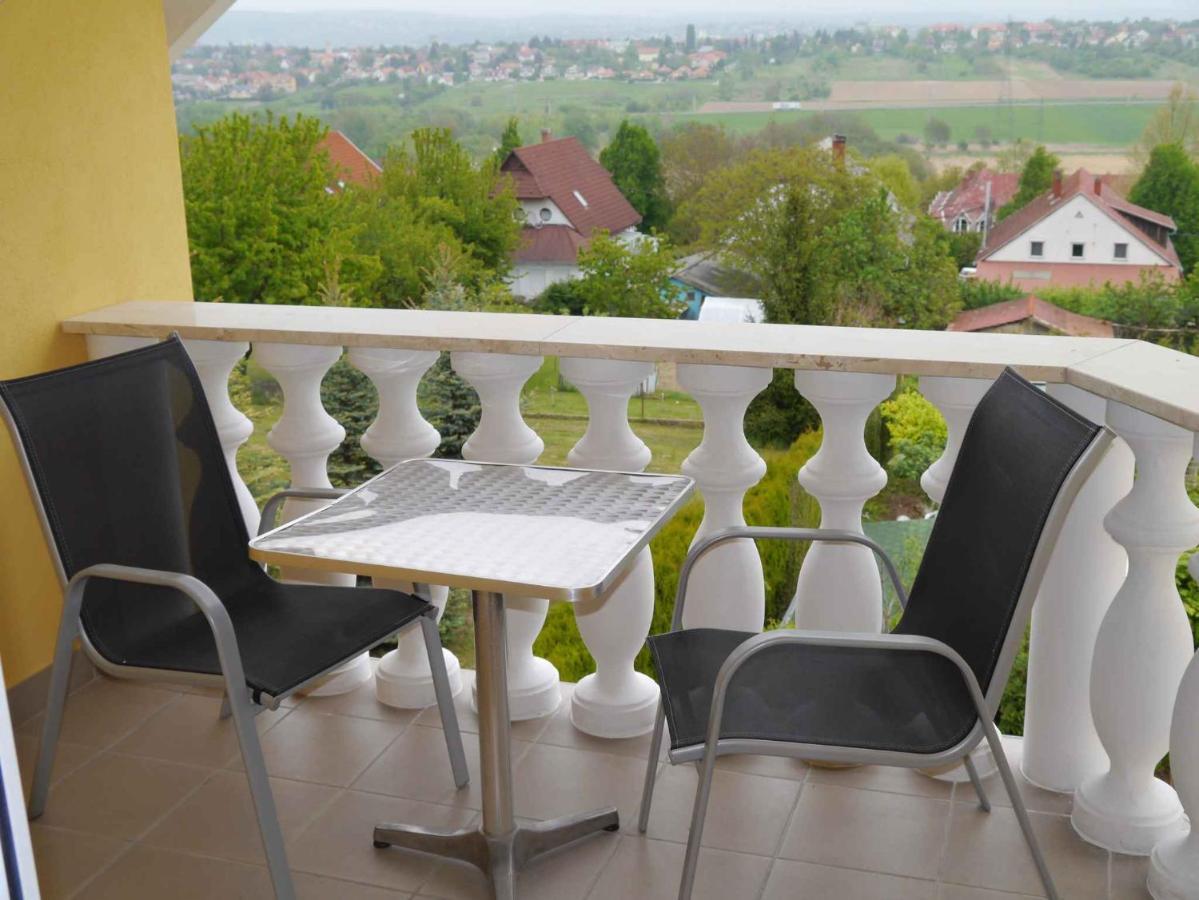 Apartments In Alsopahok/Balaton 27597 Exteriér fotografie